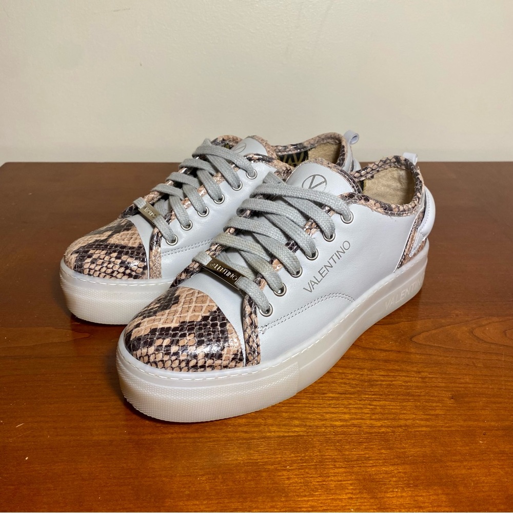 Valentino Leather Faux Snake Skin Womens 7 Low Top Platform Sneakers *GREAT COND